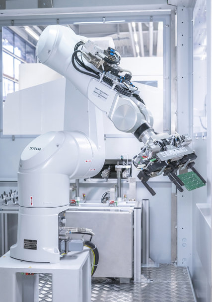 Reliable automation for the electronics industry